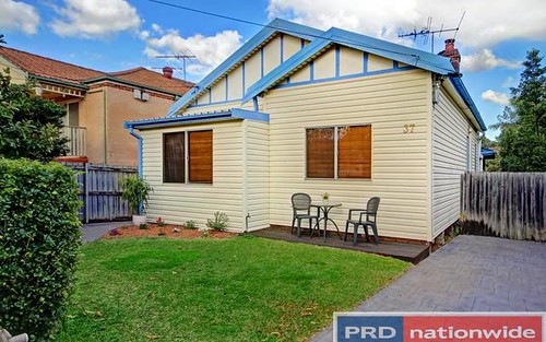 37 Broughton St, Mortdale NSW 2223