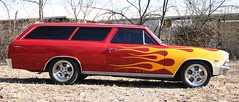 1966 Chevelle Custom 2 Door Wagon • <a style="font-size:0.8em;" href="http://www.flickr.com/photos/85572005@N00/8427790541/" target="_blank">View on Flickr</a>