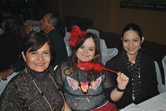 0696. Nydia Russo, Nora Martínez y Nydia Russo Jr.
