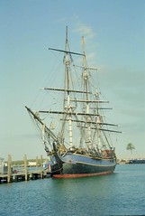 Anglų lietuvių žodynas. Žodis clipper ship reiškia clipper laivas lietuviškai.