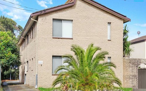 1/2 Gipps Crescent, Barrack Heights NSW