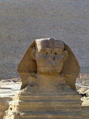 Efinge de Giza • <a style="font-size:0.8em;" href="http://www.flickr.com/photos/92957341@N07/8537261668/" target="_blank">View on Flickr</a>
