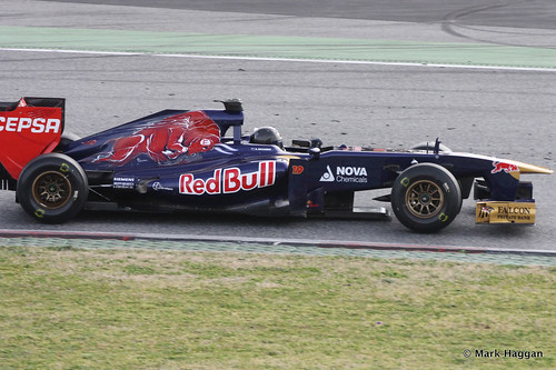 Daniel Ricciardo in his Torro Rosso at Formula One Winter Testing 2013