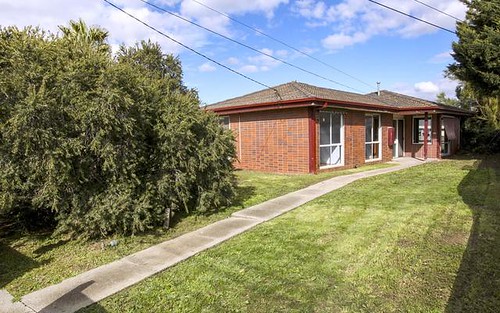 73 Talintyre Rd, Sunshine West VIC 3020