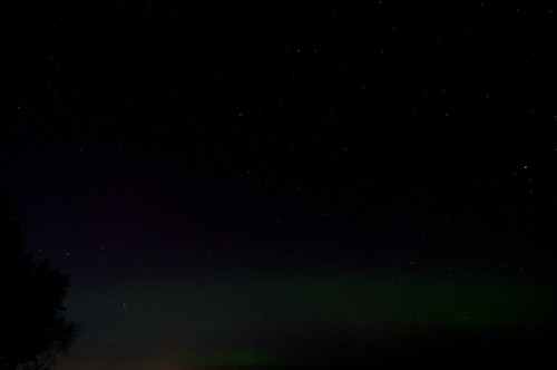 Aurora with possible meteor