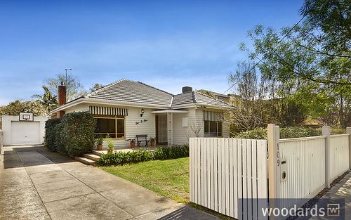 109 Victor Rd, Bentleigh East VIC 3165