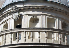 Bramante's Tempietto, alternateing niches
