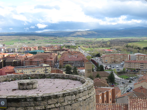 19. Looking out on the modern Avila from atop the wall