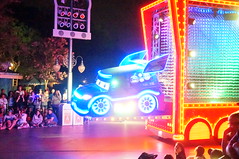 Paint the Night Parade • <a style="font-size:0.8em;" href="http://www.flickr.com/photos/28558260@N04/28926314406/" target="_blank">View on Flickr</a>