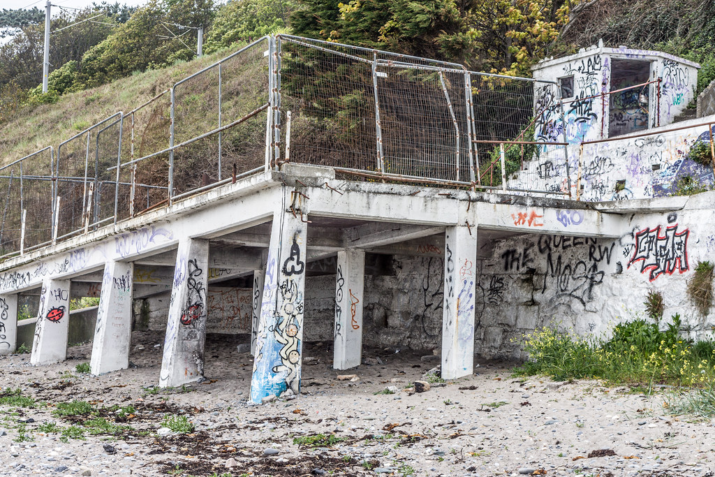 Old Tea Rooms - Killiney Beach (urban decay)