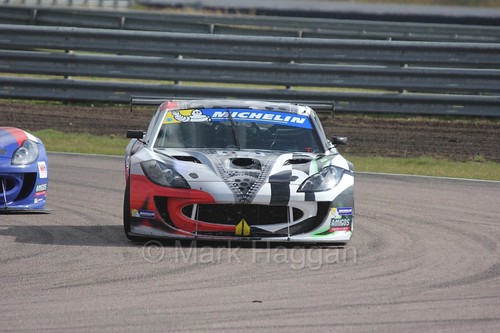 Tom Hibbert in the Ginetta GT4 Supercup at Rockingham, August 2016