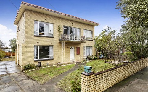 4 Currajong St, Oakleigh East VIC 3166