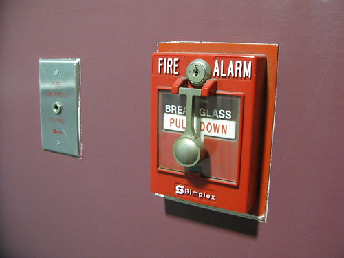 Break glass type Simplex fire alarm