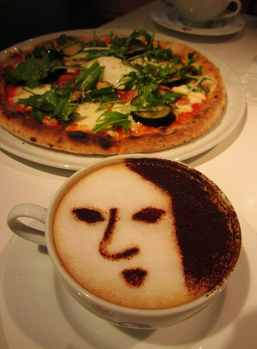 Cappuccino & pizza