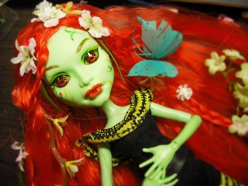 Monster High repaint ver Poison ivy