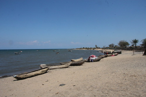 Breakdown on Lake Malawi (5)
