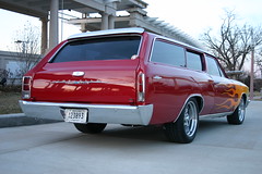 1966 Chevelle Custom 2 Door Wagon • <a style="font-size:0.8em;" href="http://www.flickr.com/photos/85572005@N00/8427792461/" target="_blank">View on Flickr</a>