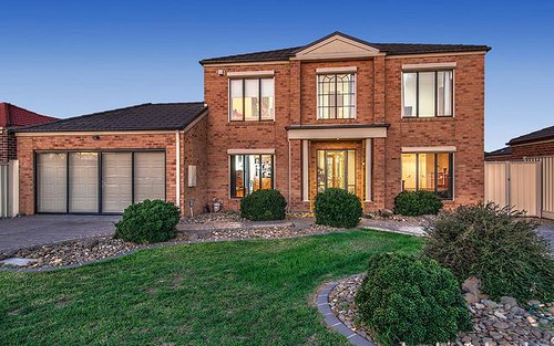 8 Evergreen Ct, Taylors Hill VIC 3037