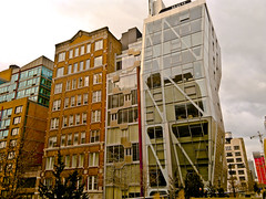 Chelsea High Rise collection at High Line • <a style="font-size:0.8em;" href="http://www.flickr.com/photos/59137086@N08/8543038867/" target="_blank">View on Flickr</a>