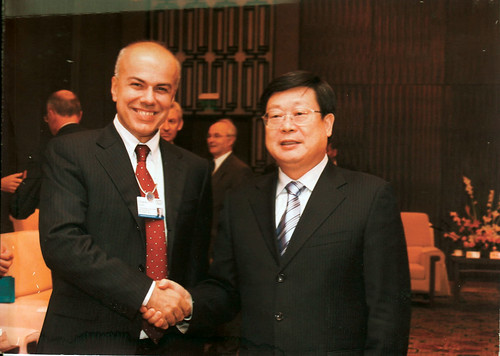 Edoardo Croci incontra il sindaco di Tianjin Huang Xingguao in occasione del World Economic Forum Asia