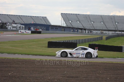 Mark Davies in the Ginetta GT4 Supercup at Rockingham, August 2016