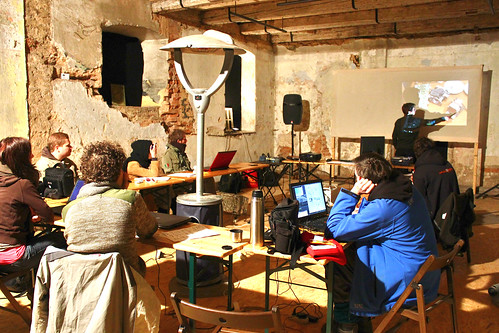 Workshop Resolume / Videomapping / Live video on the stage • <a style="font-size:0.8em;" href="http://www.flickr.com/photos/83986917@N04/8629823794/" target="_blank">View on Flickr</a>