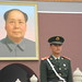 Mao survielle toujours les armees?