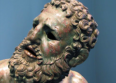 Apollonius, Boxer at Rest, detail with head