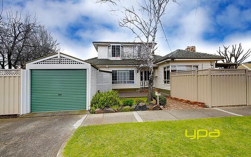 148 West St, Hadfield VIC 3046