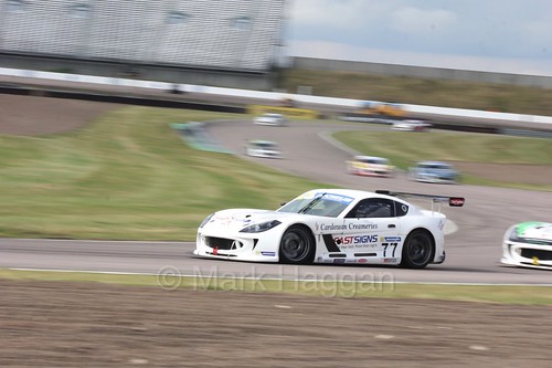 Mark Davies in the Ginetta GT4 Supercup at Rockingham, August 2016