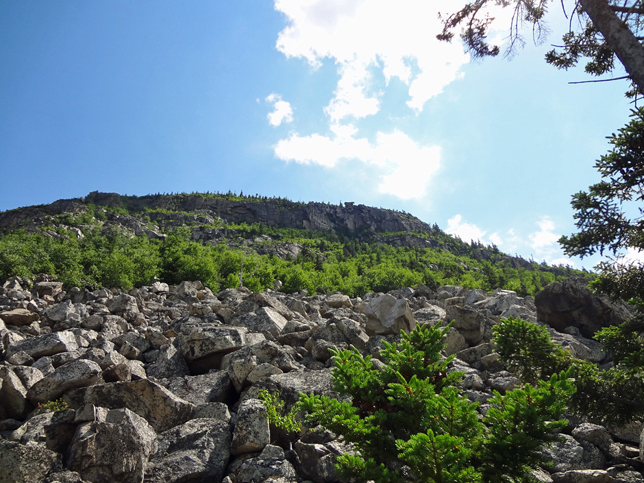 Whitewall Mountain on the NH Appalachian Trail
