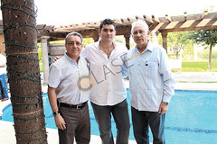 IMG_2180 Juan Carlos con su suegro Francisco García y su papá Sergio Zertuche