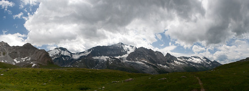 Massif de la Grande Casse - stormy - panor Massif de la Grande Casse - stormy - panor • <a style="font-size:0.8em;" href="http://www.flickr.com/photos/30765416@N06/8087449267/" target="_blank">View on Flickr</a>