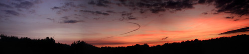 Abendrot Panorama 2 • <a style="font-size:0.8em;" href="http://www.flickr.com/photos/69570948@N04/29827926115/" target="_blank">Auf Flickr ansehen</a>