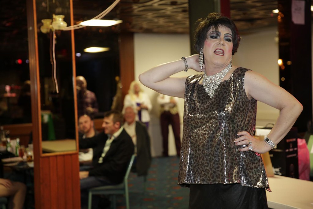 ann-marie calilhanna- sydney rams charity bingo @ marrickville bowling club_070