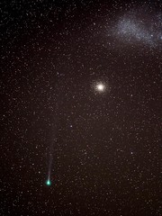 Comet Lemmon, Tucanae globular cluster and Small Magellanic Cloud - Canon 135mm f/2 lens • <a style="font-size:0.8em;" href="http://www.flickr.com/photos/44919156@N00/8479313672/" target="_blank">View on Flickr</a>