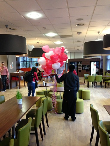 Heliumballonnen Hartballonnen Valentijnsdag Erasmus Universiteit Kralingen Rotterdam