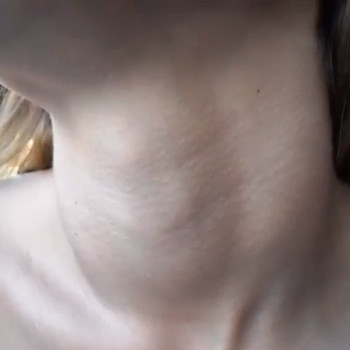 Sexy young female throat!