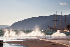 Waves in Tivat