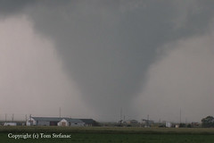 Hennessey / Kingfisher County Tornado - Oklahoma - May 19 2010 • <a style="font-size:0.8em;" href="http://www.flickr.com/photos/65051383@N05/8598016089/" target="_blank">View on Flickr</a>