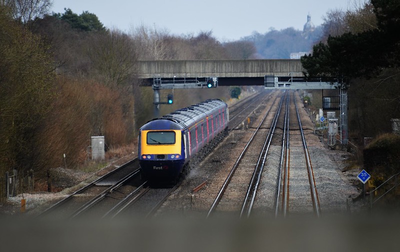 First Great Western - Diverted<br/>© <a href="https://flickr.com/people/41274384@N07" target="_blank" rel="nofollow">41274384@N07</a> (<a href="https://flickr.com/photo.gne?id=8629456290" target="_blank" rel="nofollow">Flickr</a>)