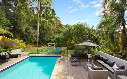 36 Loquat Valley Rd, Bayview NSW 2104