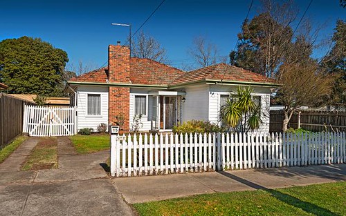 15 Lothair St, Pascoe Vale South VIC 3044