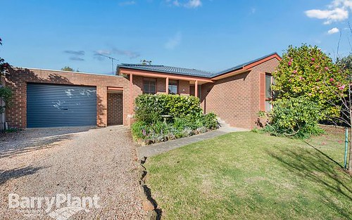 23 Belindavale Dr, Knoxfield VIC 3180