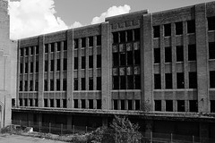 Buffalo Central baggage building • <a style="font-size:0.8em;" href="http://www.flickr.com/photos/59137086@N08/7926673296/" target="_blank">View on Flickr</a>