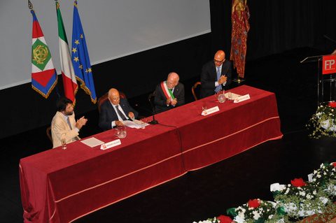 Voci Fuori Campo - Il Presidente della Repubblica Giorgio Napolitano