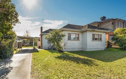 11 Claudel St, Oakleigh East VIC 3166