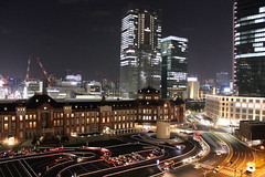 東京駅 • <a style="font-size:0.8em;" href="http://www.flickr.com/photos/76058223@N06/8204002853/" target="_blank">View on Flickr</a>