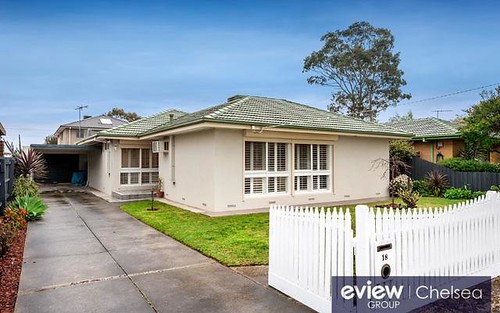 18 Chelsea Park Dr, Chelsea Heights VIC 3196