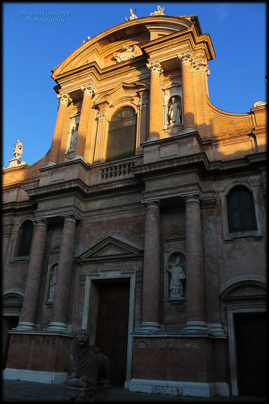 Basilica di San Prospero - Reggio Emilia<br/>© <a href="https://flickr.com/people/77019420@N07" target="_blank" rel="nofollow">77019420@N07</a> (<a href="https://flickr.com/photo.gne?id=8325303389" target="_blank" rel="nofollow">Flickr</a>)